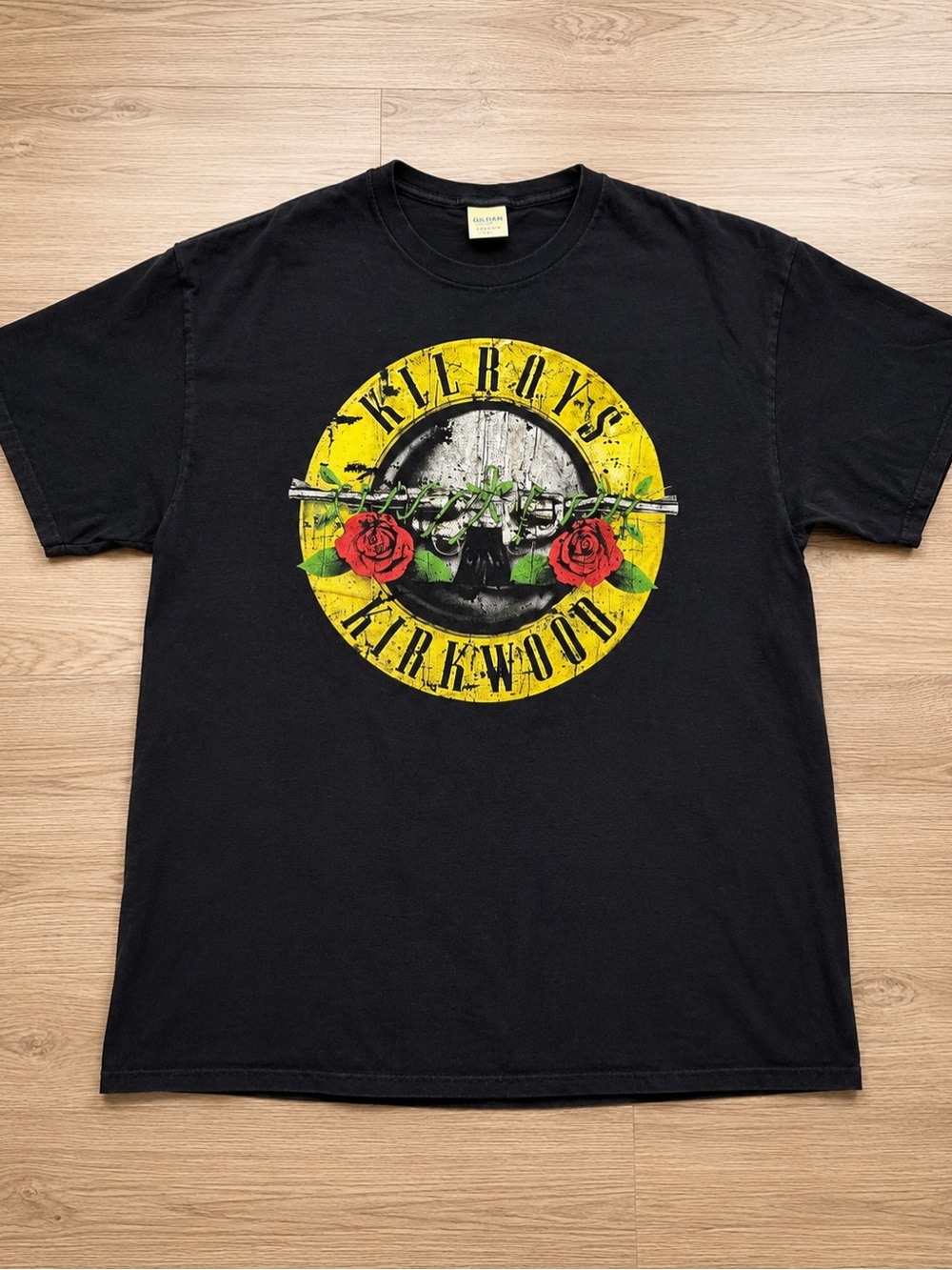 Kilroys on Kirkwood Guns N’ Roses Parody Graphic Bar T-Shirt